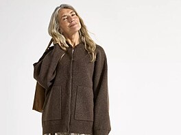 Podzim nemusí být jen monochromatický! Módním svtem nyní rezonují kostky....