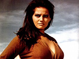 Claudia Cardinalová ve filmu Profesionálové (1966)