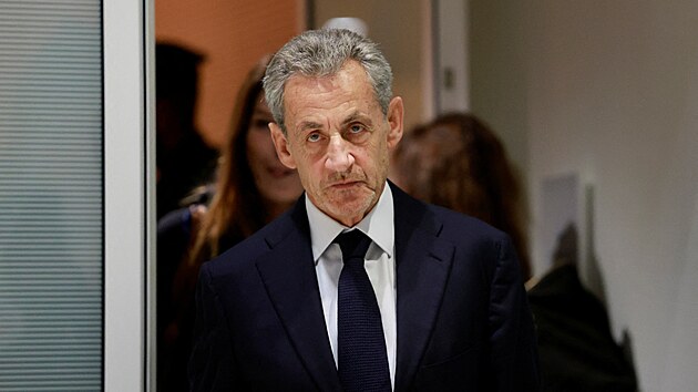 Nicolas Sarkozy u soudu v Pai (25. z 2025)