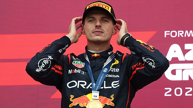 Max Verstappen se raduje z v�hry ve Velk� cen� �zerb�jd��nu.