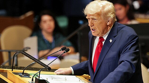 Americk prezident Donald Trump hovo bhem Valnho shromdn OSN v New Yorku. (23. z 2025)