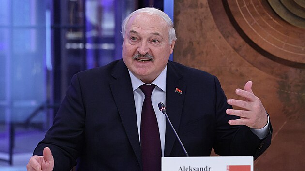 B�loruský v�dce Alexandr Luka�enko p�i jednání s ruským prezidentem Vladimirem...