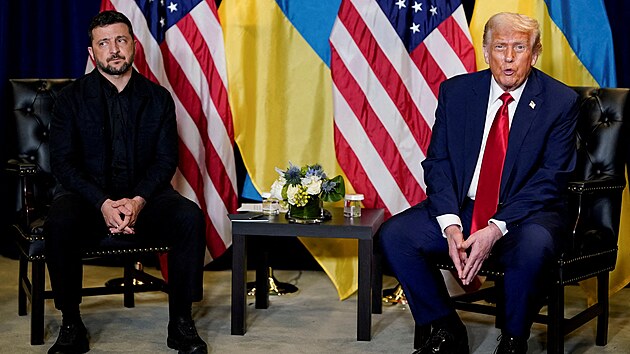Prezident USA Trump se setkal s ukrajinsk�m prezidentem Zelensk�m b�hem jedn�n� OSN v New Yorku. (23. z��� 2025)