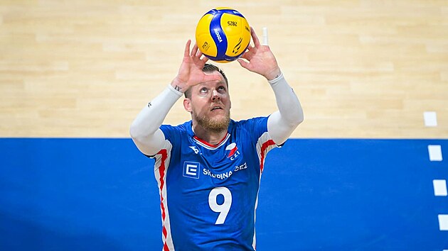 Volejbalov nahrva Lubo Bartnk ve tvrtfinle mistrovstv svta