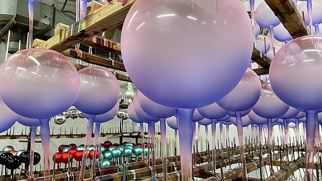 Ve skl�rn� Koulier se rod� kouzlo V�noc. (25. z��� 2025)