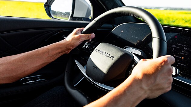 Omoda 9