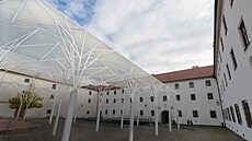 Vizualizace návrhu na zast�e�ení t�etího nádvo�í brn�nského hradu �pilberk