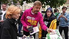 �éf hnutí STAN a ministr vnitra Vít Raku�an.