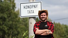 Ji�í Nutil je majitelem firmy Konopný táta. Funguje v T�rlicku na Karvinsku. S...