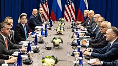 Americký ministr zahranií Marco Rubio se setkává s ruským ministrem zahranií...