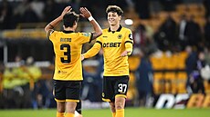 Ladislav Krejí s parákem v obran Hugem Buenem.