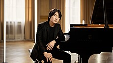Jihokorejský pianista Seong-Jin Cho, který vystoupí na zahajovacím koncert�...