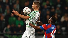 Plzeský Dweh brání domácího útoníka Vargu.