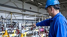 V micích tratích se mí pesné mnoství zemního plynu ped vtláením i po...