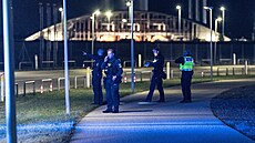 Kodaské letit pozastavilo vechny vzlety a pílety. Dvodem je podle policie...