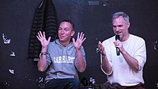 Pedvolební kampa PIRÁTI. Na pivo se Zdekem Hibem a Ivanem Bartoem. (24....