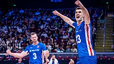 Volejbalový univerzál Patrik Indra se raduje ve �tvrtfinále mistrovství sv�ta.