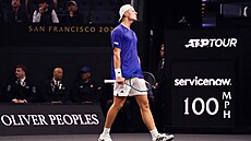 eský tenista Jakub Meník v akci na Laver Cupu.