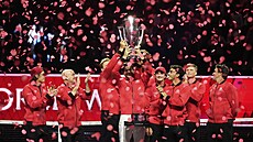 Výbr svta se raduje z triumfu v Laver Cupu.