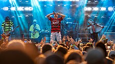 Snímek z dokumentu T�i sestry: 40 let na scén�