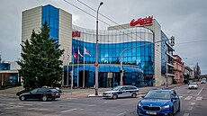 Souástí promny areálu je i zbourání této pro Budvar typické budovy, kde je...