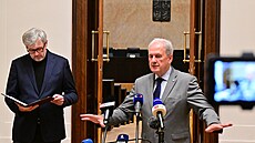 Pedseda Ústavního soudu Josef Baxa vysvtluje, pro plénum odmítlo stínost...