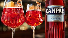 Campari jako srdce kultovního koktejlu a blí�ící se Negroni Week.