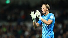 Brank�� Tottenhamu Anton�n Kinsk� b�hem utk�n� proti Doncasteru.