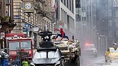 Tom Holland p�i natá�ení nového filmu Spider-Man: Brand New Day v ulicích...