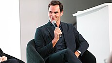 Ambasador zna�ky Uniqlo Roger Federer na tiskové konferenci spole�nosti v New...