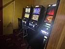 Celn� spr�va odhalila v Brn� neleg�ln� hernu s v�hern�mi automaty. (duben 2024)