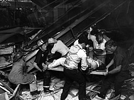 I kdy je pijetí prvního telefonátu na pohotovost zaznamenáno pt minut po...