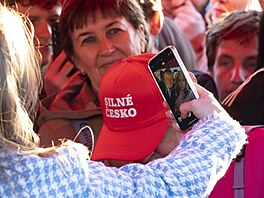 Hnutí ANO na pedvolební kampani v Praze. (30. záí 2025)