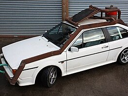 Volkswagen Scirocco pi cest spotebovalo na cestu ekvivalent více ne 11 000...