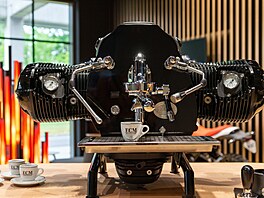 Díky pouitým originálním komponentm motoru BMW R 18 se Big Coffee Boxer stává...