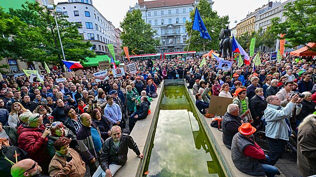 Vyvrcholen kampan SPOLU v Brn se stovkami pznivc. (30. z 2025)