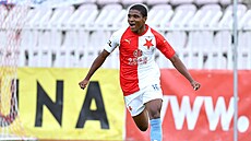 Slávistický k�ídelník Joao Felipe se raduje z gólu v mláde�nické Lize mistr�.