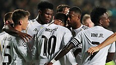 Fotbalisté Realu v Madrid se radují z gólu do sít Kajrat Almaty v zápase Ligy...