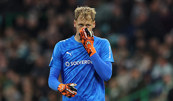 eský gólman fotbalist Bragy Luká Horníek na hiti Celtiku.