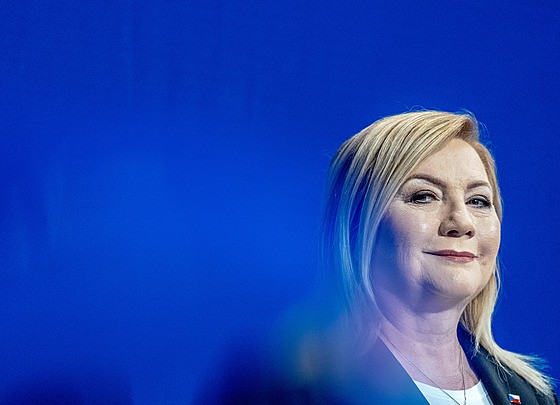 Závrená debata ped snmovními volbami v eském rozhlase. Na snímku Alena...