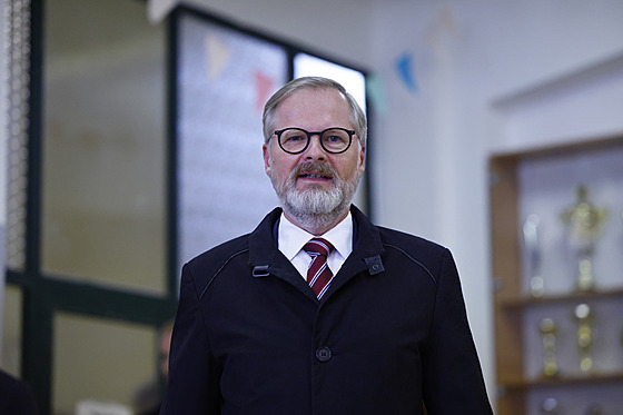 Premiér Petr Fiala s manelkou Janou volili na Z Masarykova v Brn. (3. íjna...