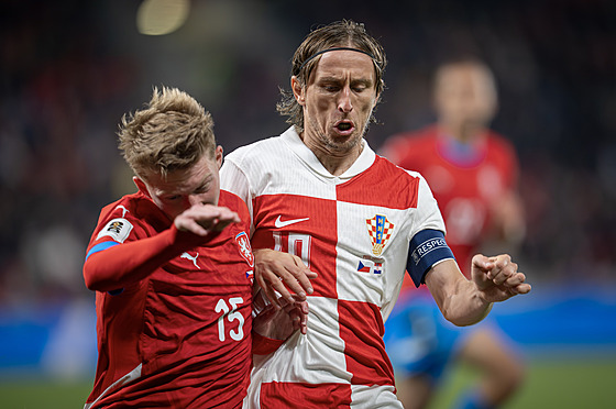 Pavel ulc v souboji s Lukou Modriem.