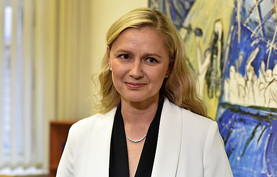 Volební vítzka kandidátky SPOLU, starostka Krava a bývalá Miss Evropy Monika...