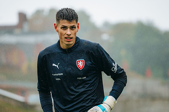 Branká fotbalové reprezentace do 21 let Viktor Baier na ostravských Bazalech...