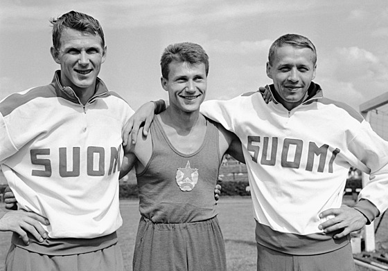 eský tyka Rudolf Tomáek (uprosted) v roce 1963 na Memoriálu Evena...