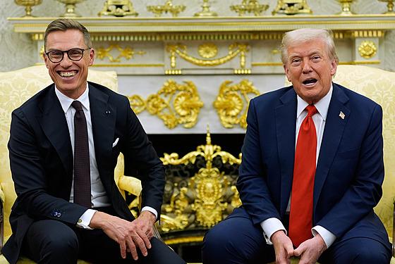 Americký prezident Donald Trump a finský prezident Alexander Stubb se setkali v...