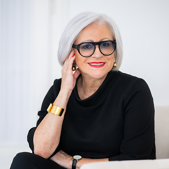 Snaí se o záchranu krejovského emesla. 