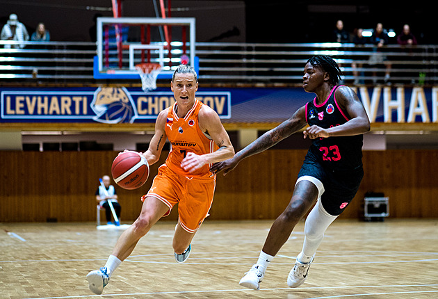 Královna asistencí Bartoňová: U dětí se řeší hlavně body, to není dobře