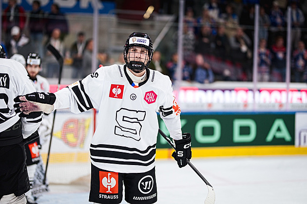 Sparta konejší fanoušky po debaklu v Lize mistrů. Zpětně jim zaplatí cestu do Zugu