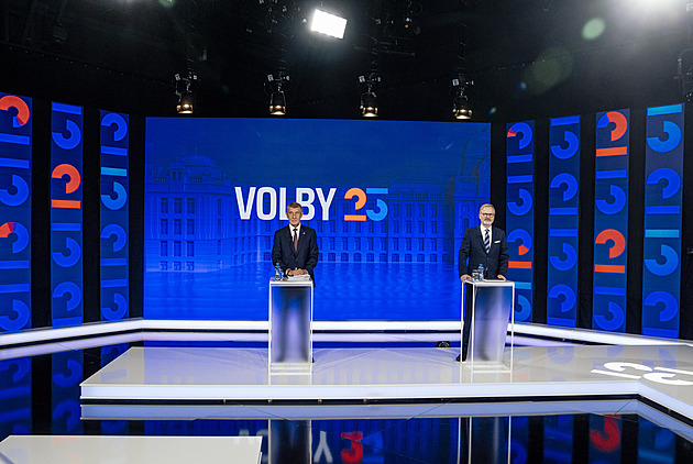 Putin mu zavolá a Babiš podlehne. Fialovy výroky jsou pomalu na polstrovanou celu
